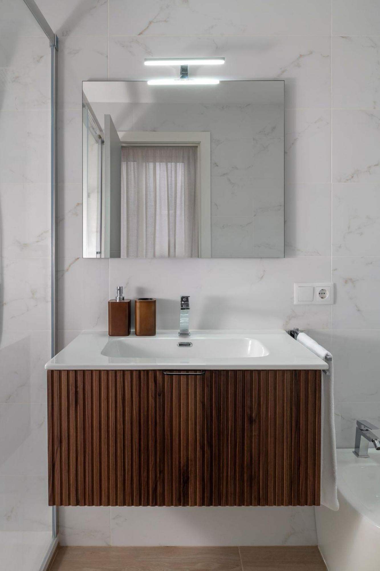 Alohamundi Plaza Nueva Appartement Sevilla Buitenkant foto
