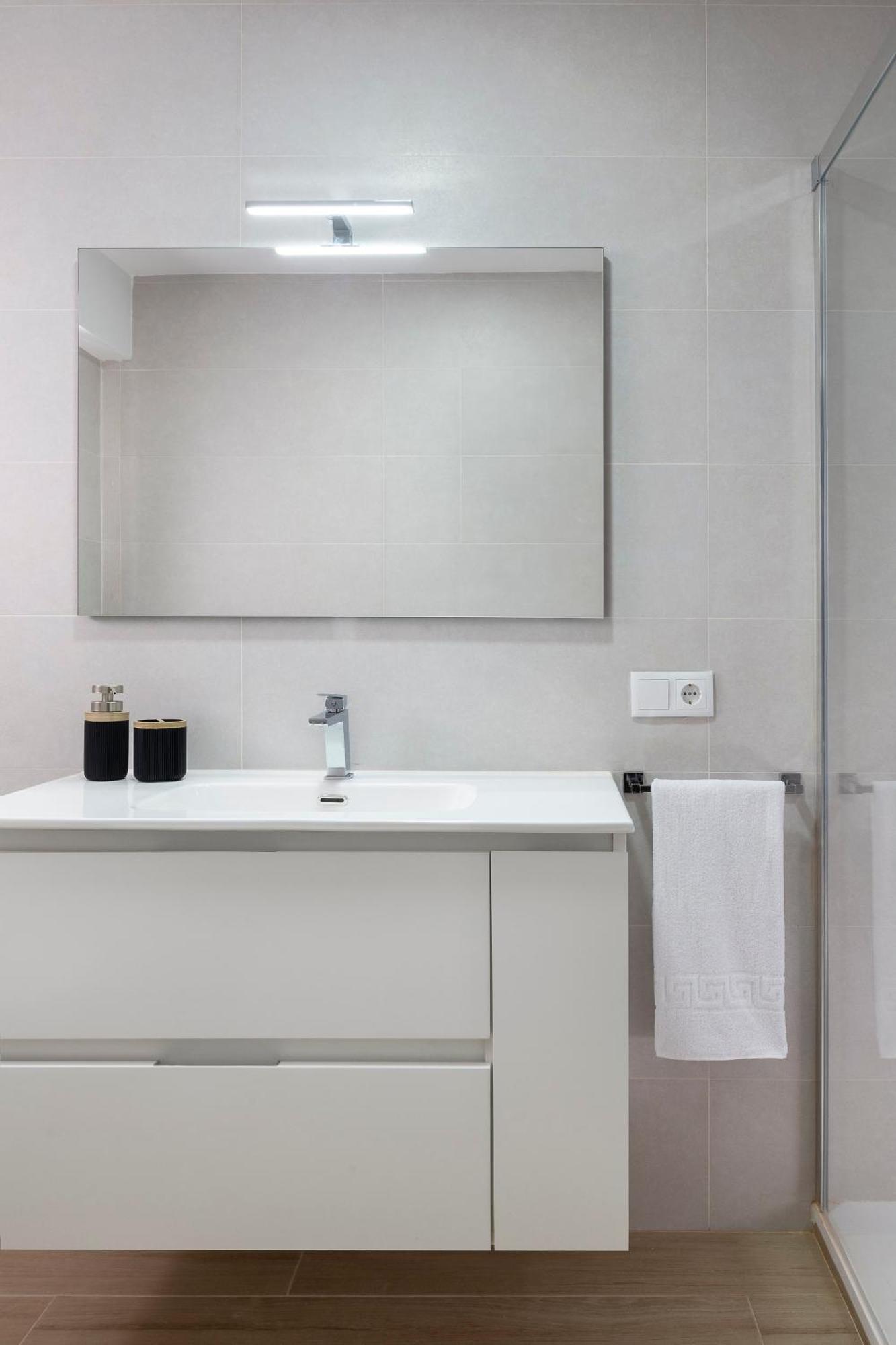 Alohamundi Plaza Nueva Appartement Sevilla Buitenkant foto