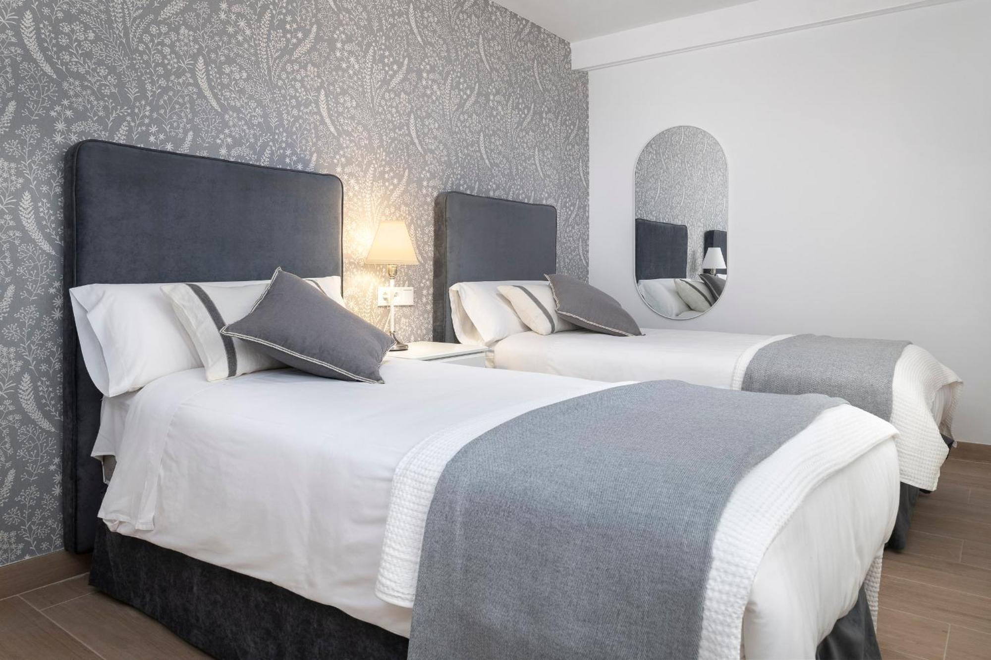 Alohamundi Plaza Nueva Appartement Sevilla Buitenkant foto