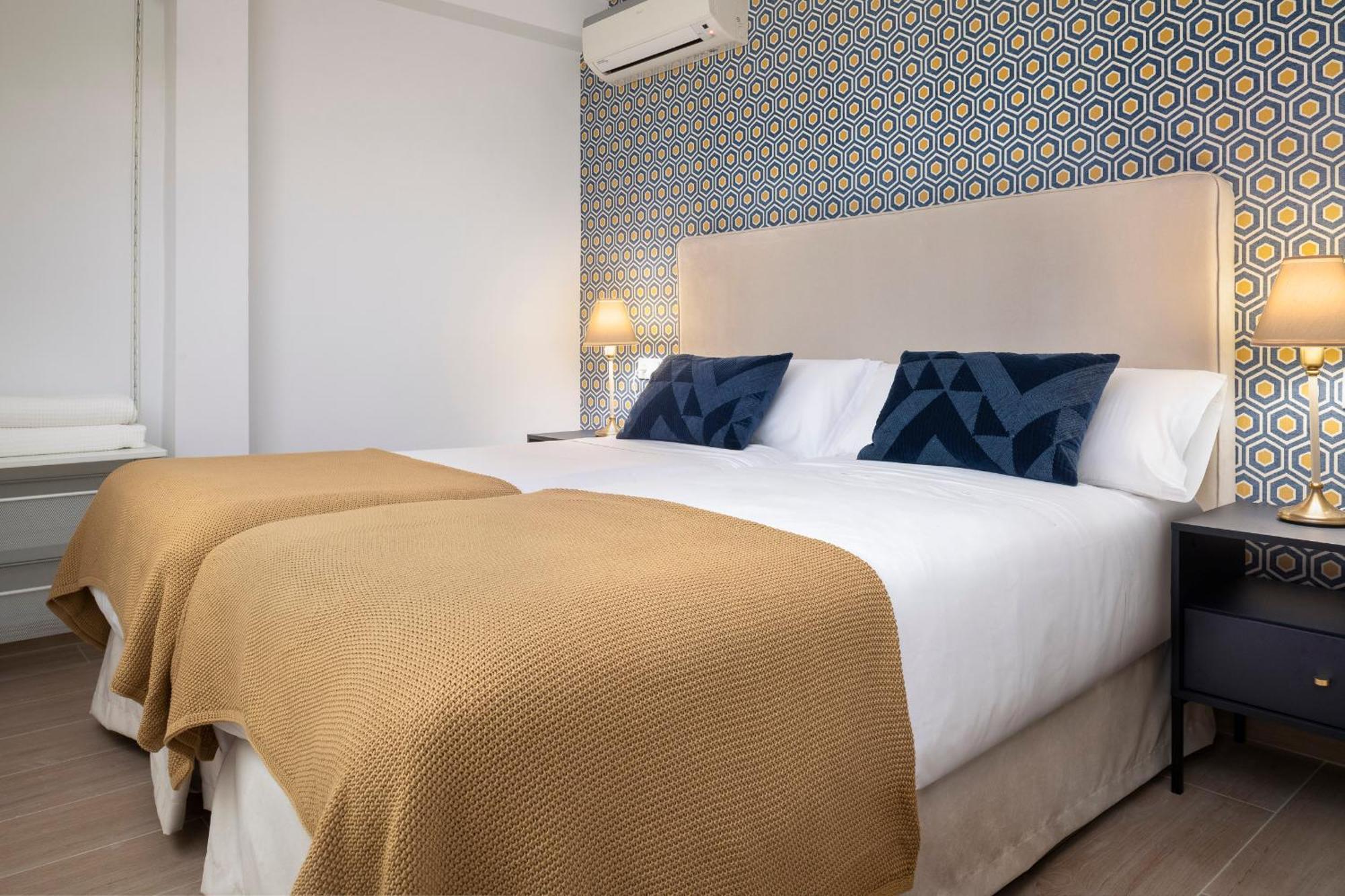 Alohamundi Plaza Nueva Appartement Sevilla Buitenkant foto